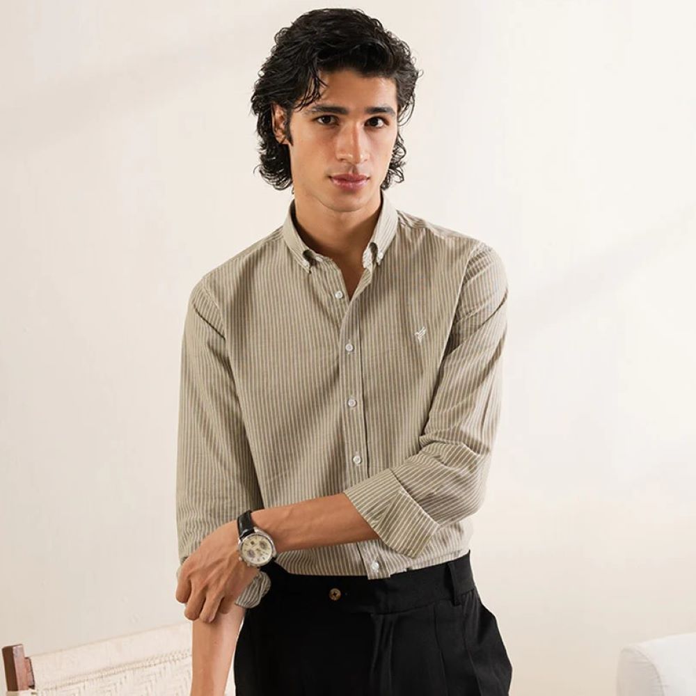 Men’s Slim-Fit Striped Shirt